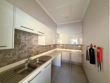 4 Bedroom Garden Flat