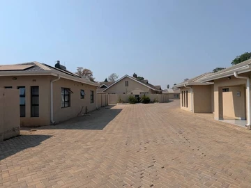 3 Bedroom Garden Flat