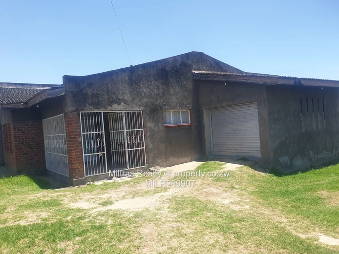 3-Bed Family Home in Zimre Park accepts fast mortgage (Sole Mandate)
