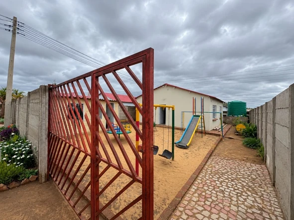 2 Bedroom House