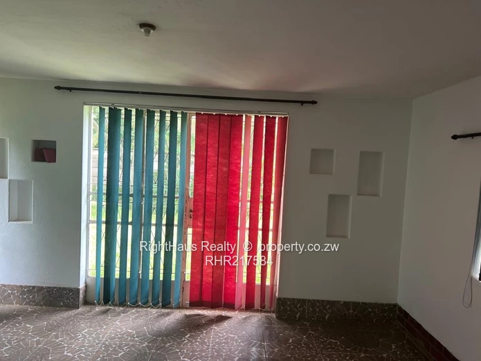 Prime Commercial Space with Pool & Borehole in Mt Pleasant 