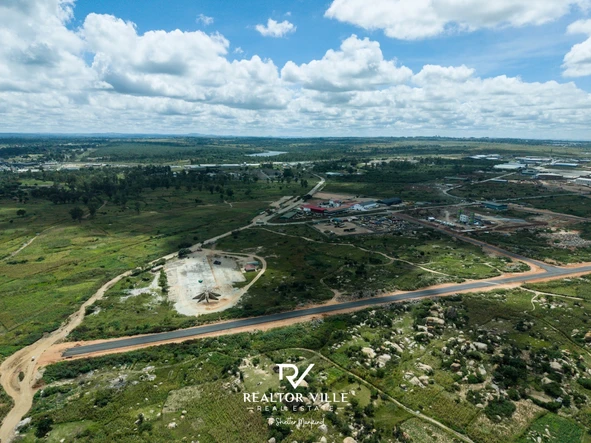 Commercial & Industrial Land