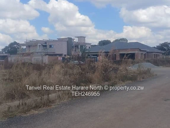Waterfalls Prospect stand near Mbuya Dorcas. 70k.1000sqm.Parent Deed,Subdivision permit, Compliance 