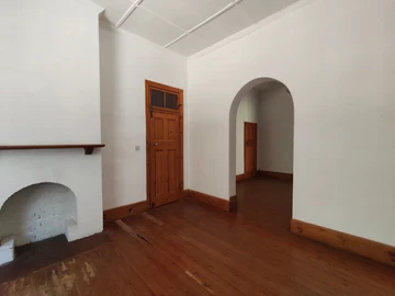 8 Bedroom House