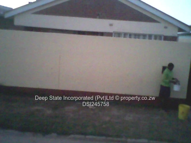 Chitungwiza manyape park house for sale 