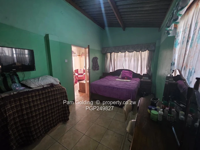 House For Sale In Cowdray Park