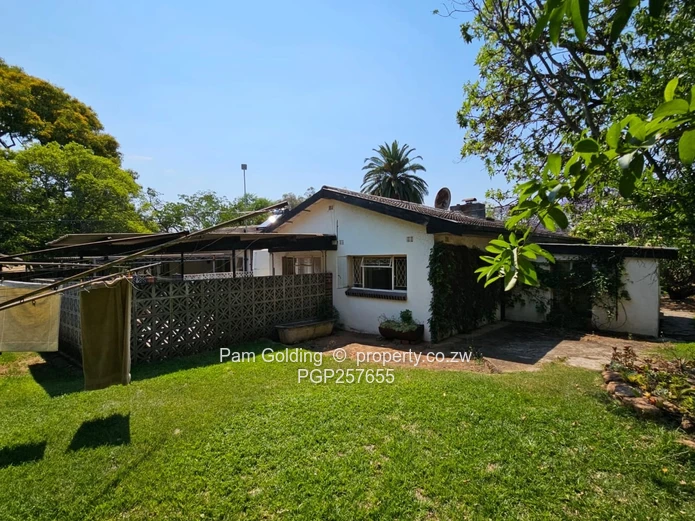 Comfortable 3-Bed Burnside Home