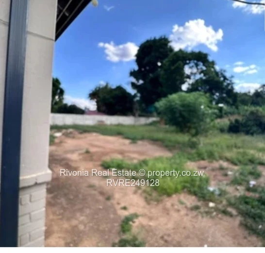 Prime location along 2nd Ext for Redevelopment 