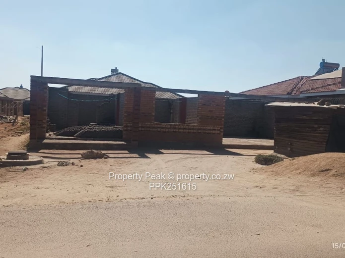 Adelaide Park: Incomplete 3-Bed , Garage, Main En-Suite
