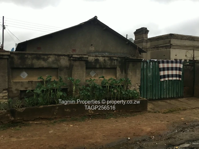 4 Bedroom House for Sale - $30,000