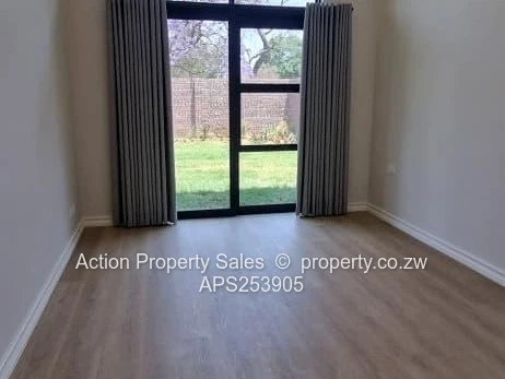 Luxurious Townhouse For Sale In Newlands 