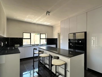 4 Bedroom Townhouse Complex