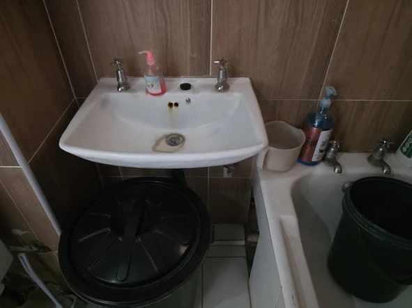 2 Bedroom Flat & Apartment