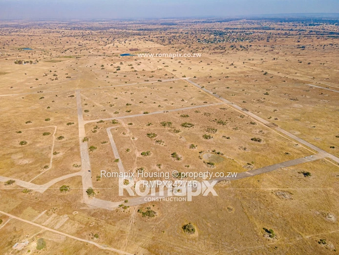 300m² Norton Stand — Main Road Frontage & Tarred Roads