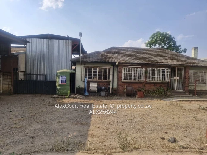 Smart Investment, Premium Location Commercial Property