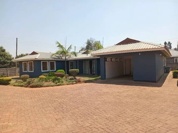 3 Bedroom Townhouse Complex