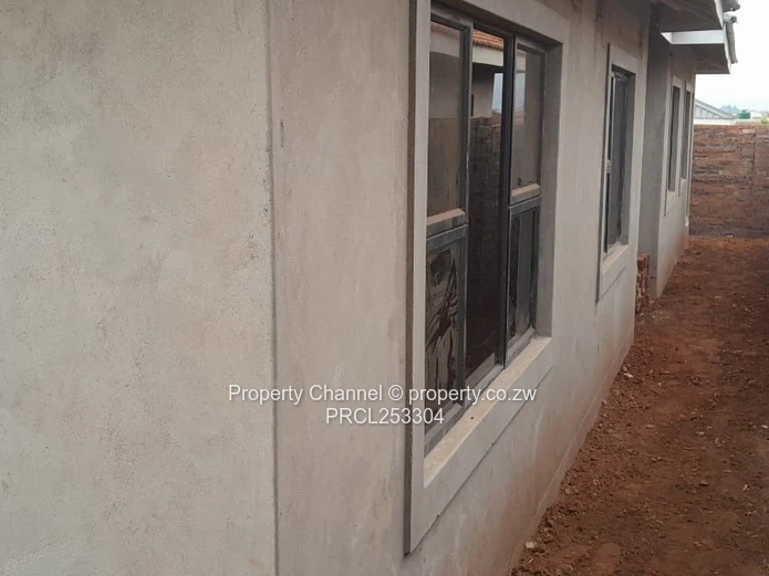 4-Bedroomed House in Glaudina — Walled & Tiled