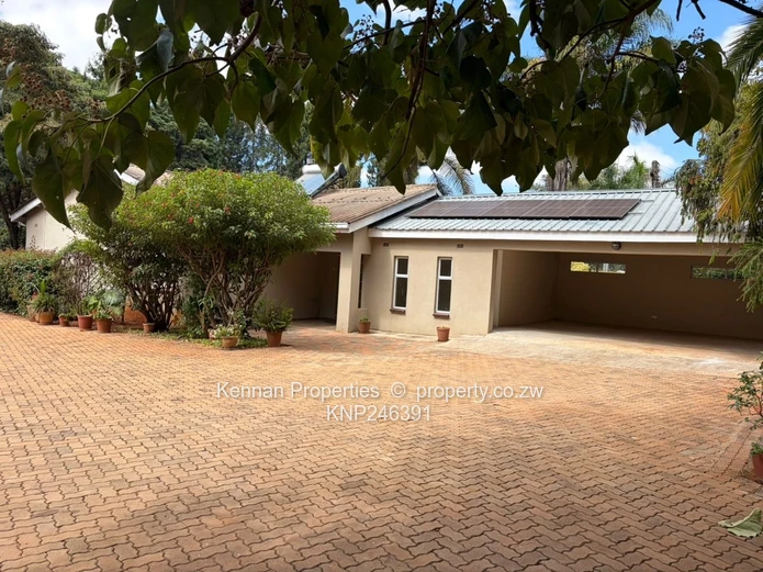  Furnished 3 Bedroom Cottage/Garden Flat to Rent in Helensvale