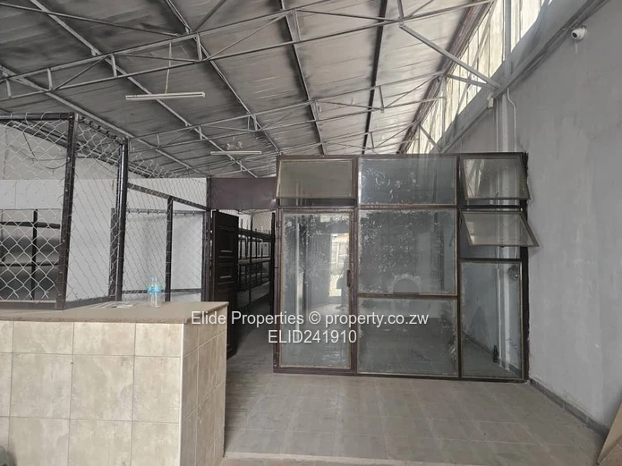 Msasa, Harare East: 350m² Warehouse/Factory – Shelving & Toilets (Sole Mandate)