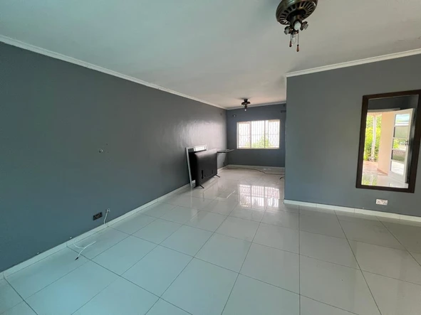 2 Bedroom Garden Flat