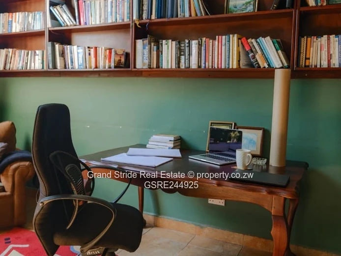 Immaculate House To Let In Helensvale