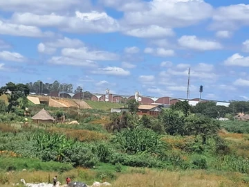 Commercial & Industrial Land