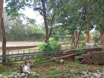 Stands & Residential Land