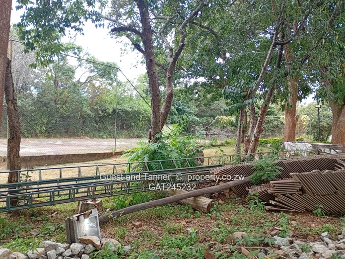 A Choice Of 2 Residential Land For Sale In Helensvale