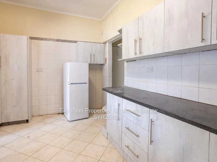 Greendale House To Let