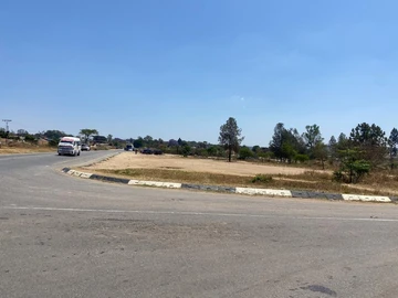Commercial & Industrial Land