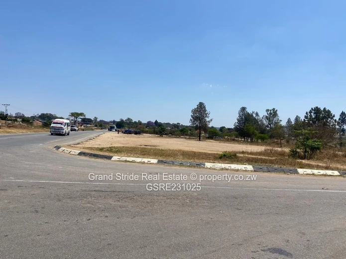 Macheke- Along Mutare- Harare Highway-Service Station And Food Court Stand For Sale