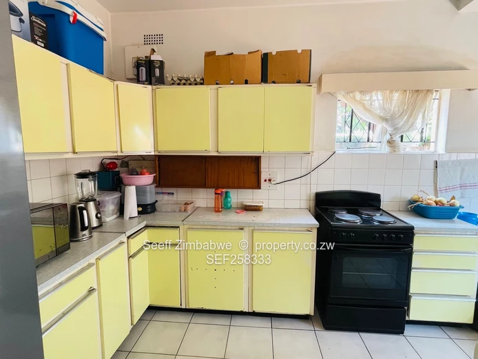 Avenues Duplex Garden Flat For Sale (Sole Mandate)