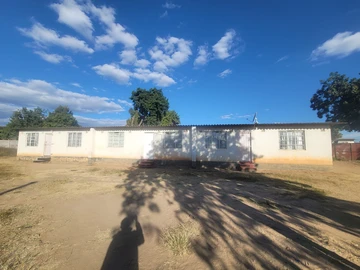 Block Of 3 Garden Flats For Sale In Ruwa 