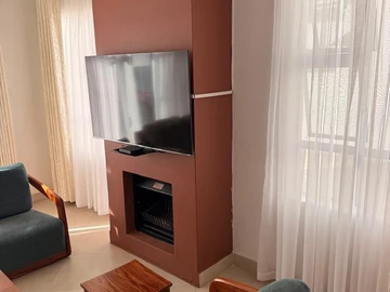 3 Bedroom Flat & Apartment