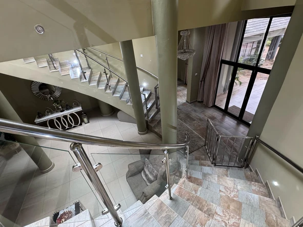 7 Bedroom Townhouse Complex