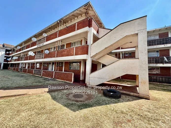 A neat 2 bed flat forsale, eastlea