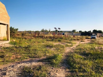 Commercial & Industrial Land