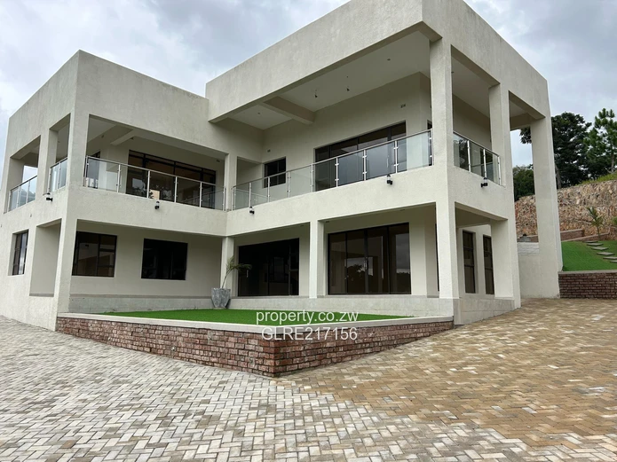 Luxurious 6-Bedroom Double-Story House for Sale in Glen Lorne 
