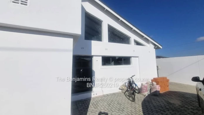 Neat Mabvazuva House