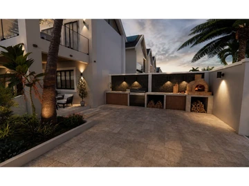 3 Bedroom Flat & Apartment