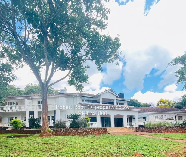 7 bed home in Glen Lorne