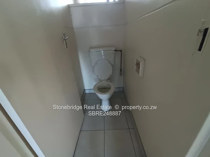 2 Bedroomed Flat in Bulawayo CBD to rent