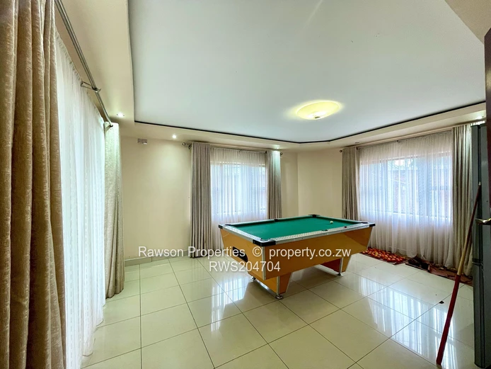 A Rare Blend of Luxury, Space and Comfort (Sole Mandate)