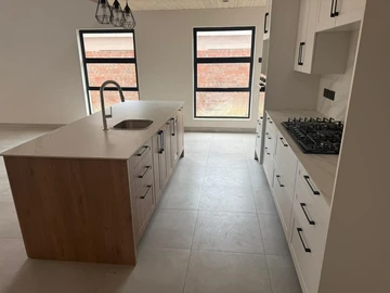 3 Bedroom Garden Flat