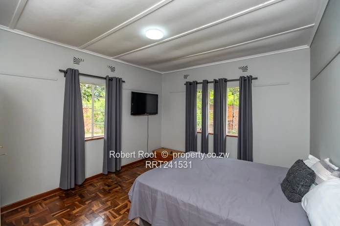 Spacious Family Living In Greendale on 3778 sqm 