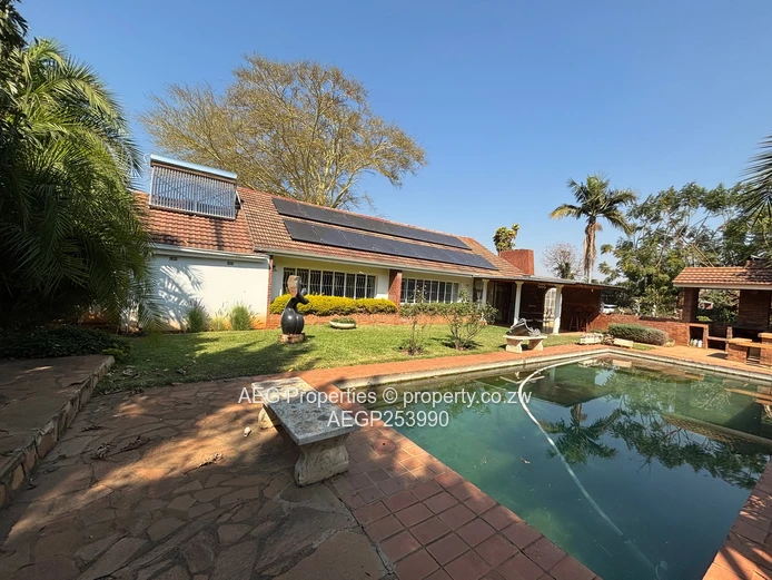 5 Bed House To Rent EmeraldHill