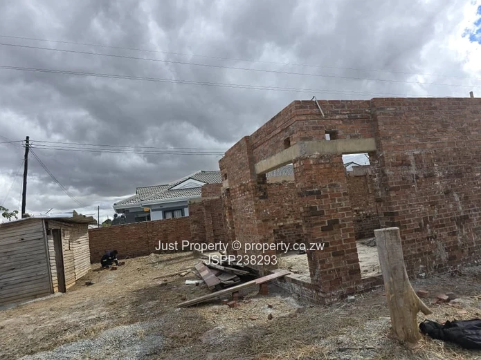 4-Bed Shell Home — 350m² Build on 449m², Erasmus Park