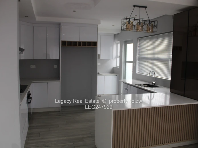 Beautiful Modern Home With Borehole In Mabvazuva,Stylish Family Residence With Modern Finishes