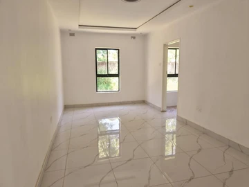 6 Bedroom Flat & Apartment