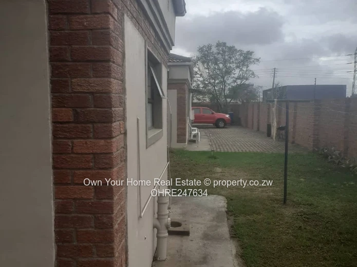 Borrowdale Pomona 4beds 
